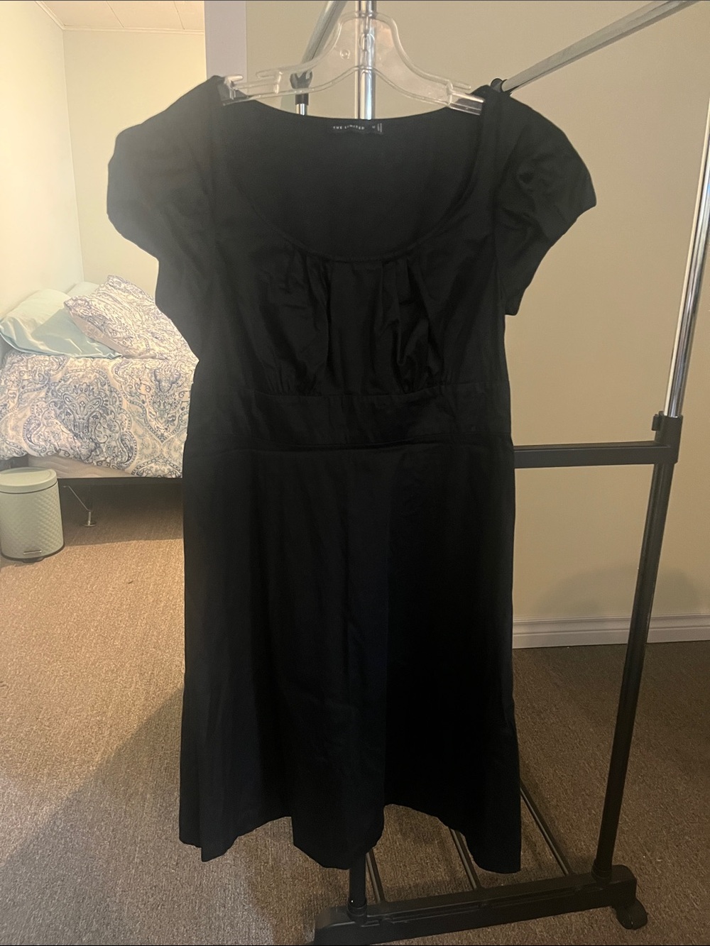 The Limited Black Scoop-Neck Short Sleeve Empire Dress